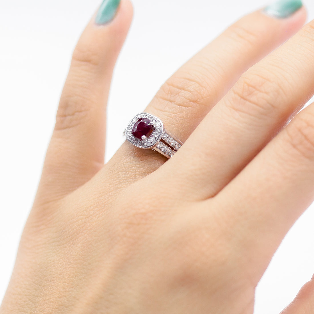 ANILLO RUBI CON BRILL