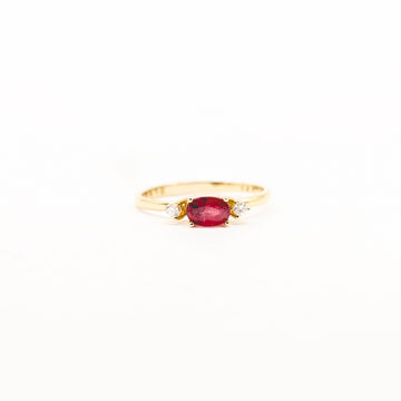 ANILLO RUBI OVAL CON BRILL