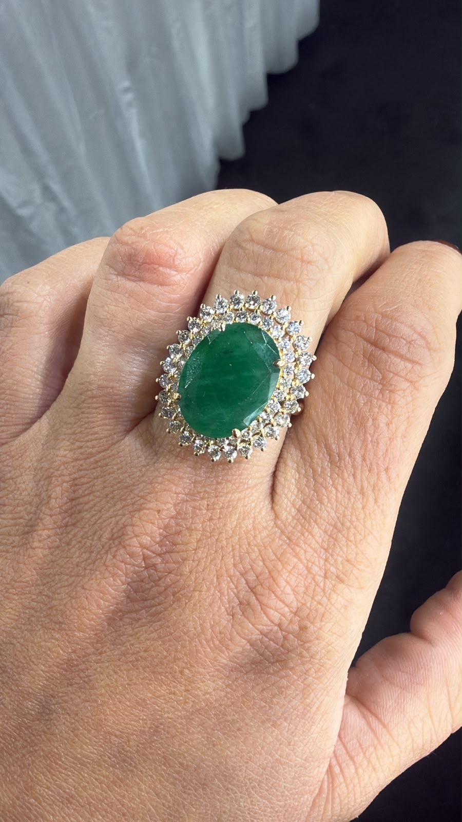 Anillo Verde Corte Gota con Halo | Expo Miami, foto 1